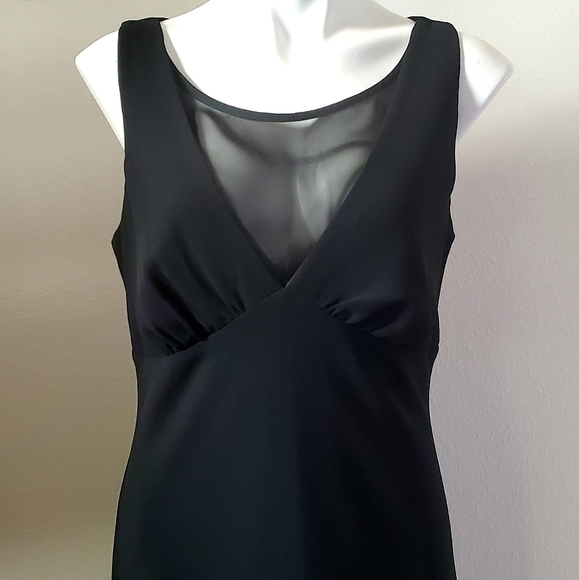 Connected Appeal Black Sleeveless V-Neck Evening Gown Dress Size 6 - Picture 3 of 10